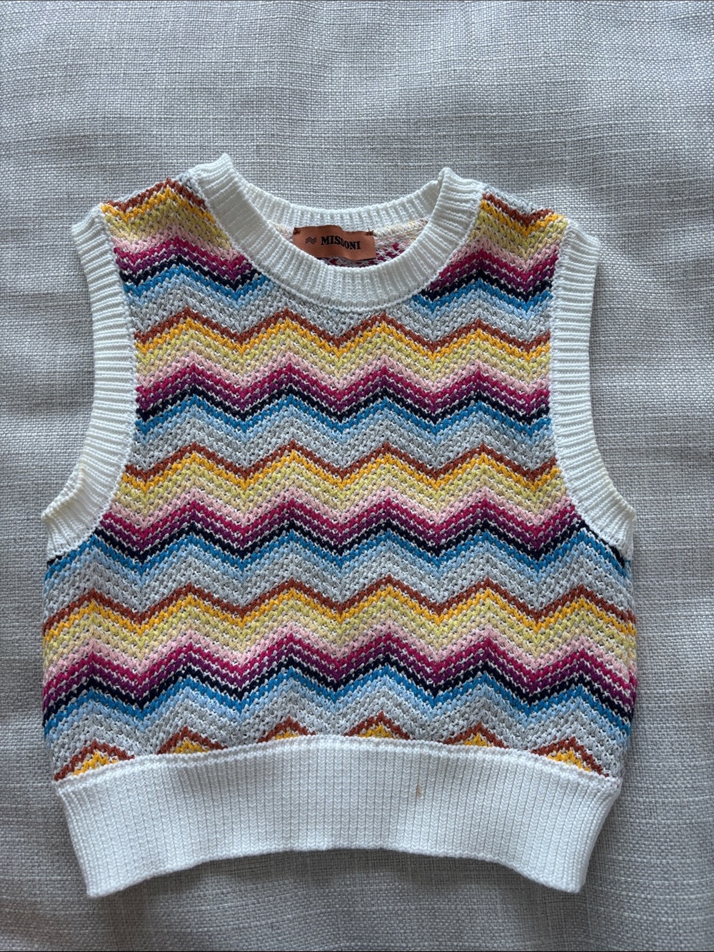 Missoni White Base Zigzag Knit Crop Tank with Multicolor Chevron